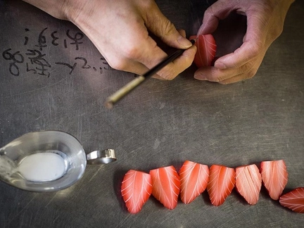 探访日本的食物模型工厂仿真度极高_图片频道_新华网