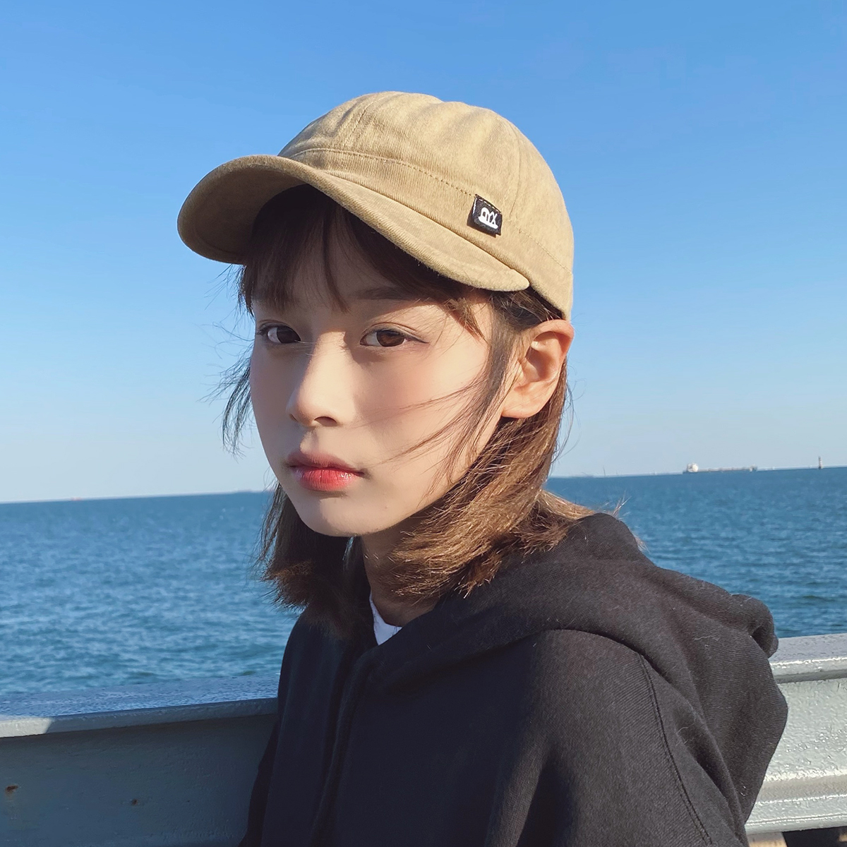 别再说不能戴鸭舌帽了！解锁你的时尚潜力，拯救你的日常穿搭！✨