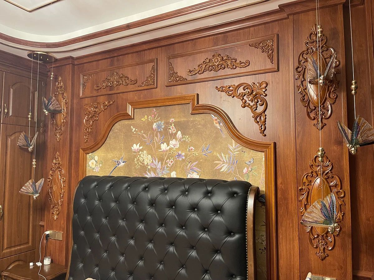实木动物园木雕：打造孩子心中的童话乐园，松木玩具背景墙的文化魅力