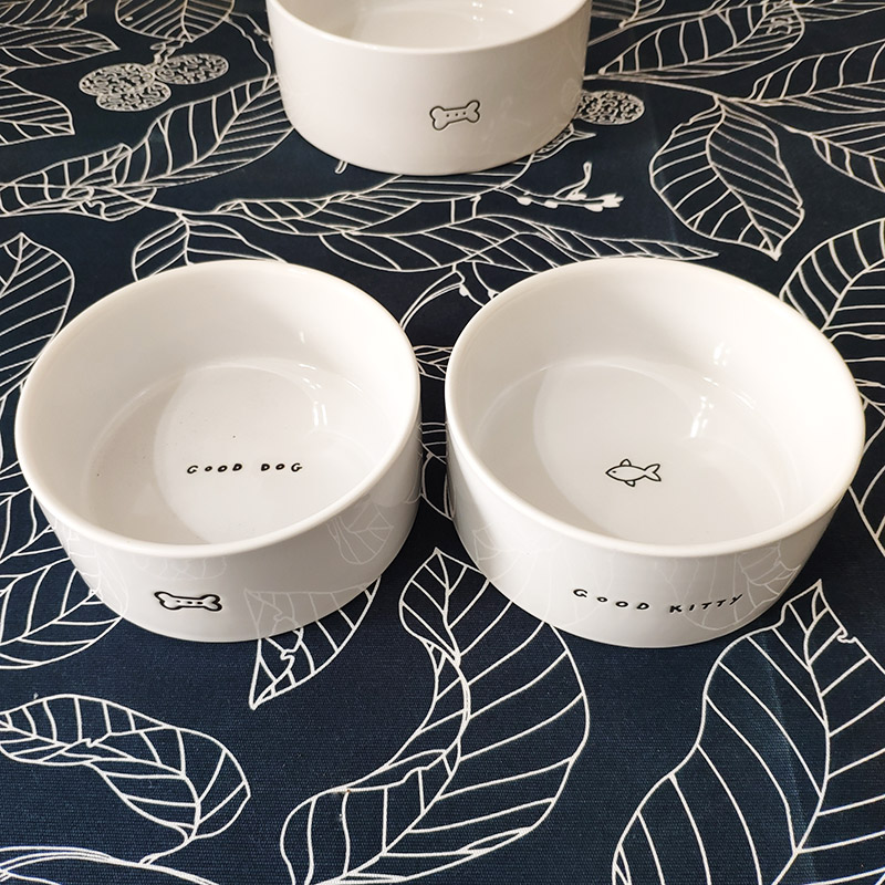 KAMAMUTA源素系列洋茸碗：猫咪的专属高脚陶瓷美食天堂！