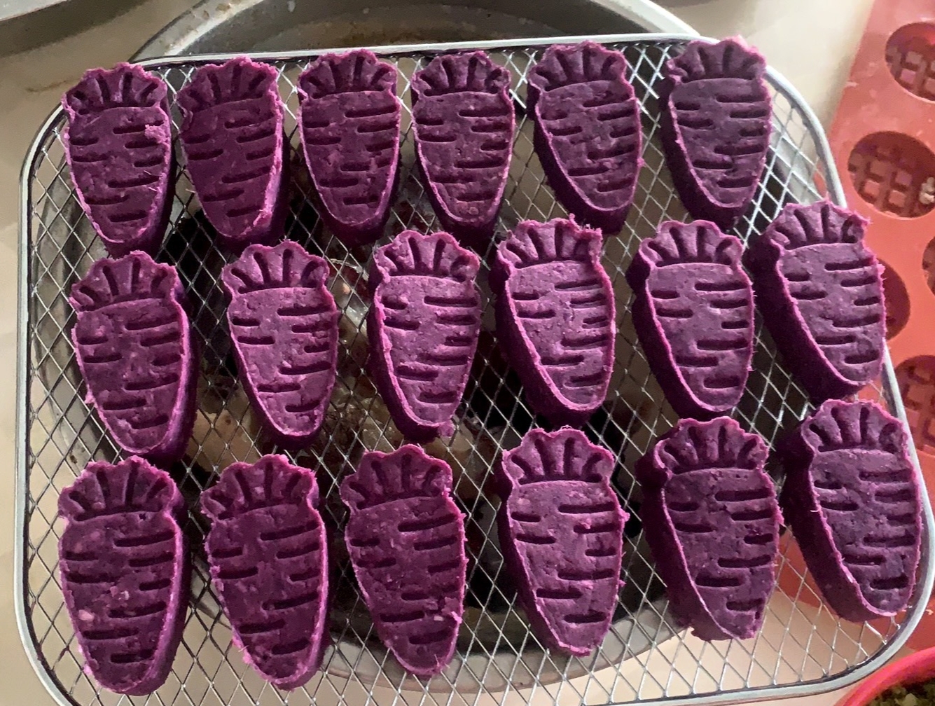 马零食马饼干大揭秘：纯手工纯天然，600克装，红糖苹果红豆燕麦口味，给马儿的超级美味！
