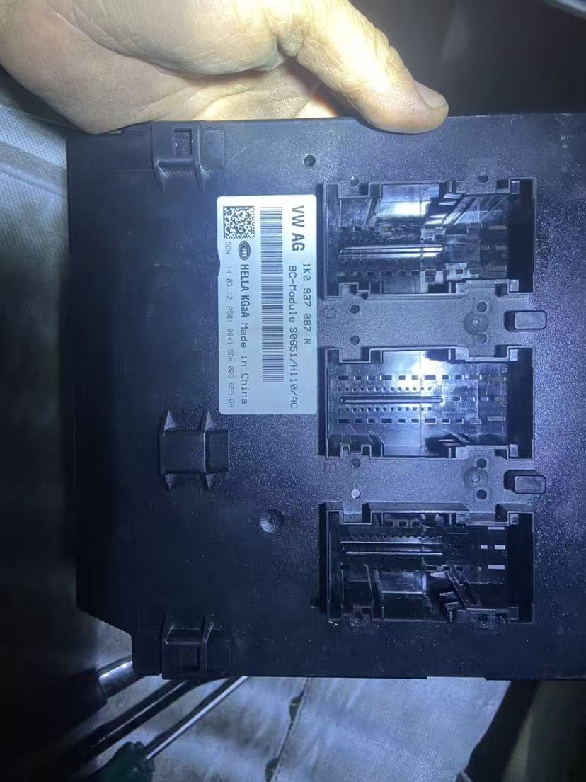 J519模块BCM：解锁大众高6速腾智能驾驶新体验！
