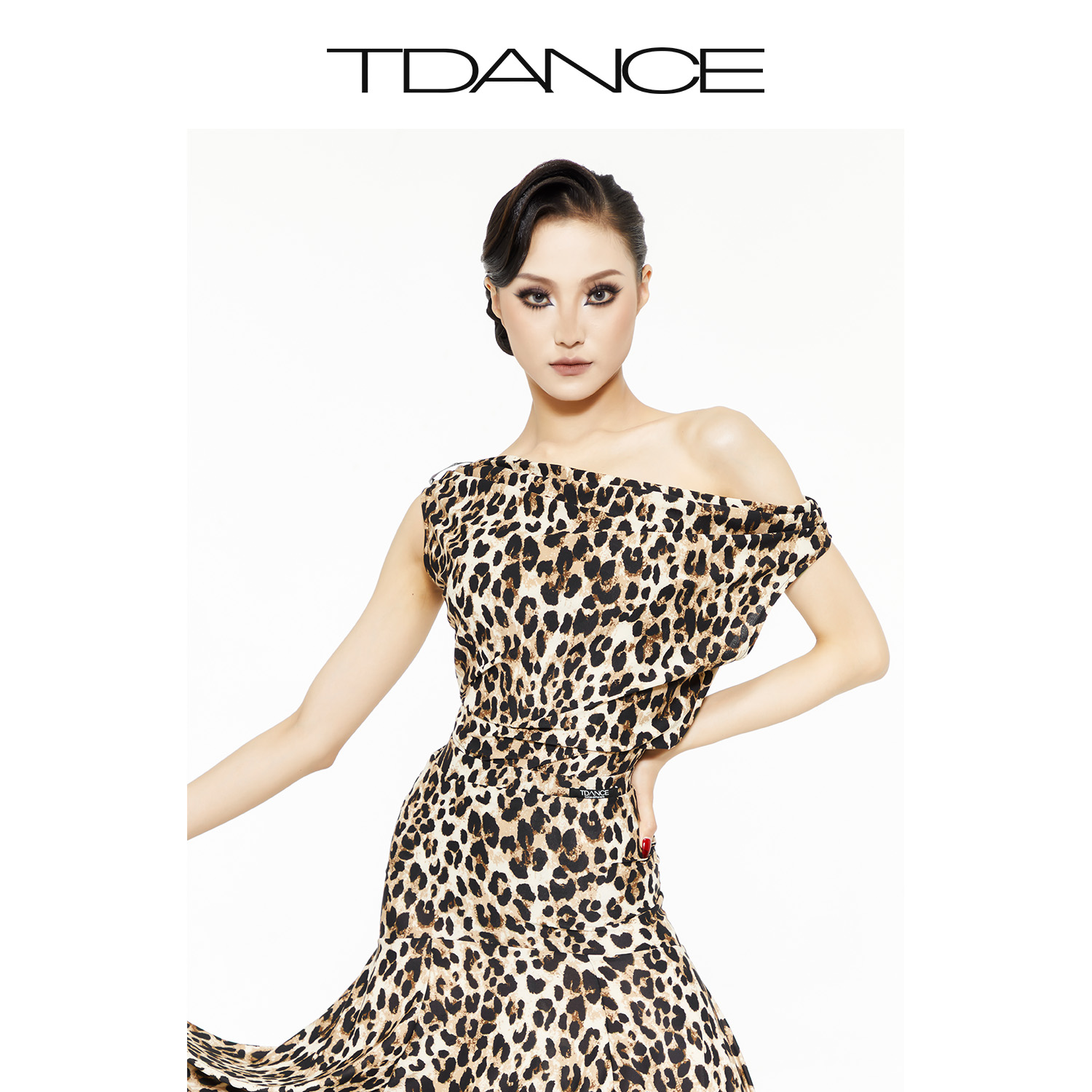 2025新款WJJdance拉丁舞上衣！荷叶边斜肩设计太绝了，跳舞都自带BGM