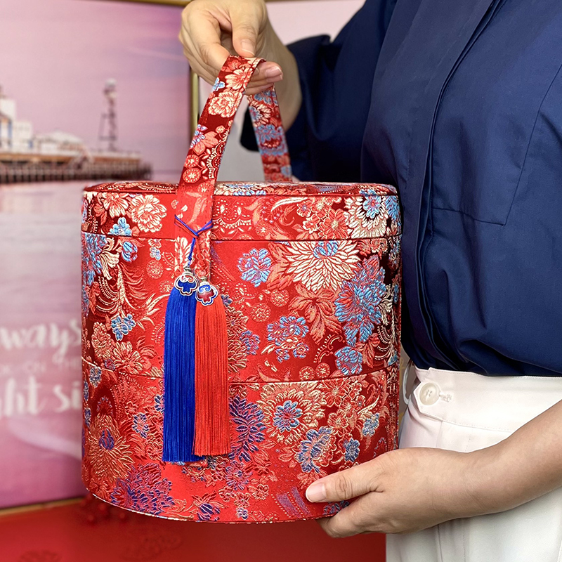 绒布订婚彩礼钱盒子：传统与现代的完美结合，20万礼金盒里的爱情密码