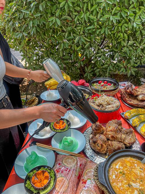 僵尸串串烧,探寻美食新境界——僵尸串串烧的诞生与魅力