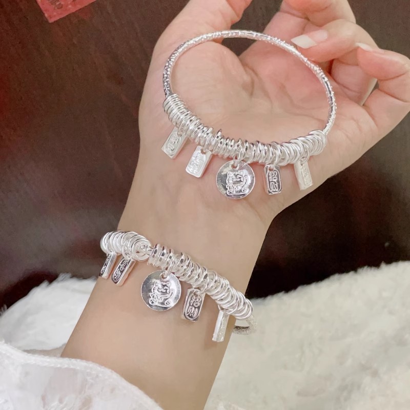 足银9999纯银串珠盘缠吉言银手镯：女友礼物必备，平安喜乐招财猫银镯子