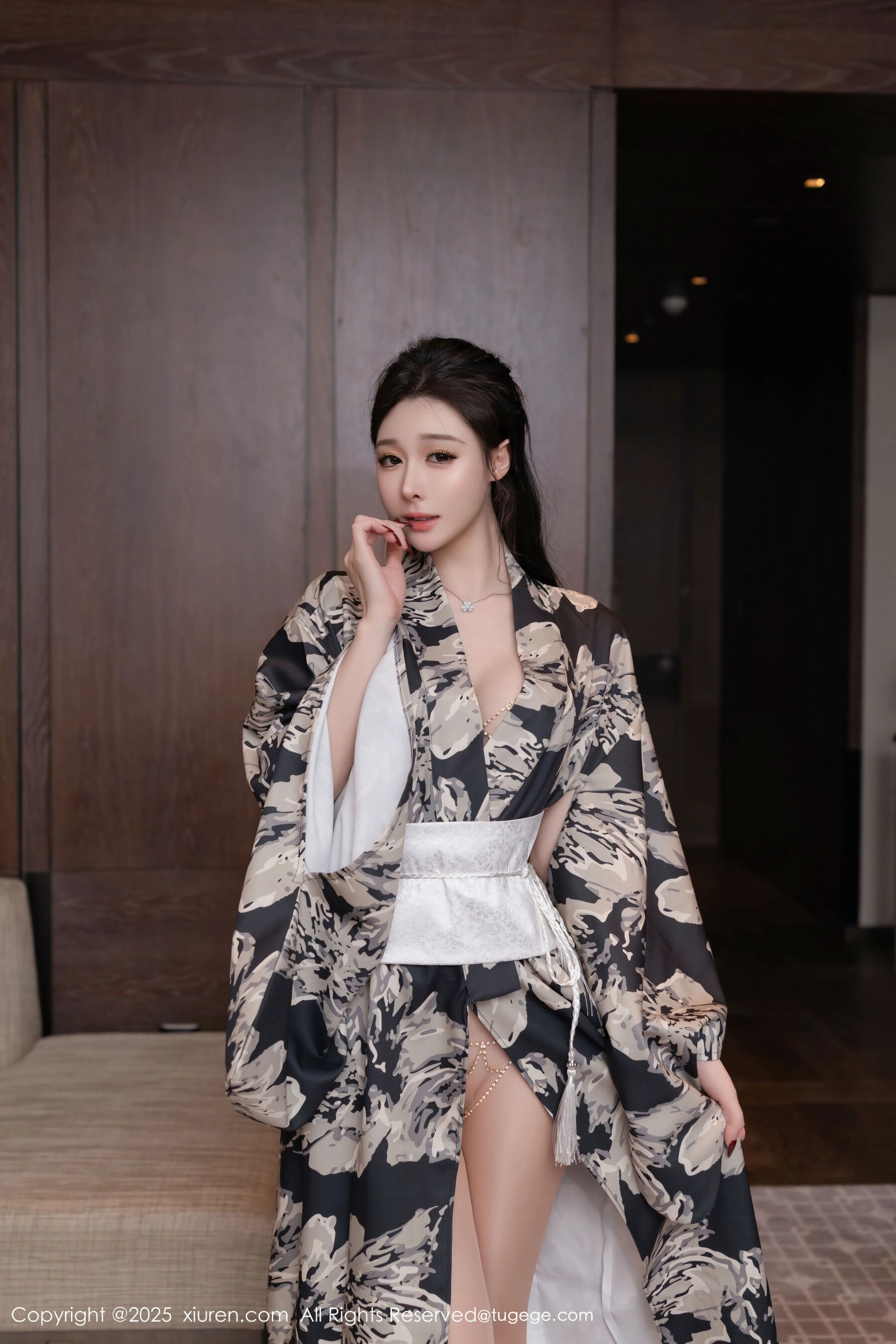图片[5]-[Xiuren秀人网] 2025.05.29 NO.10352 小逗逗 模特合集[81P]-六色网