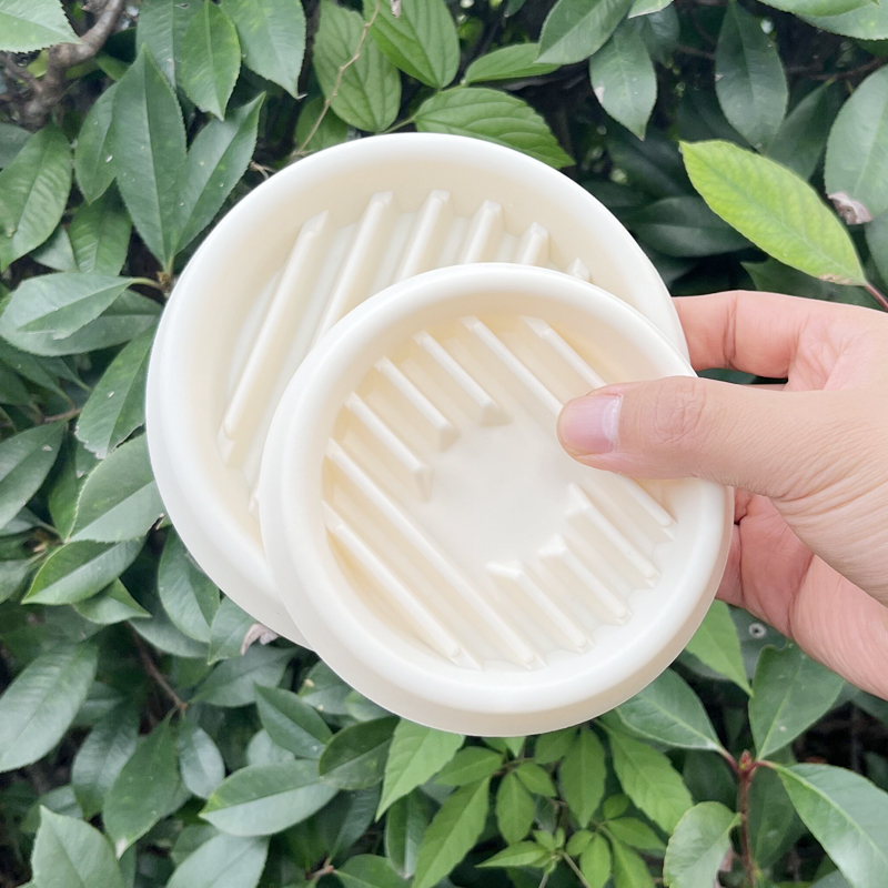 透气花盆托盘：守护植物健康的秘密武器