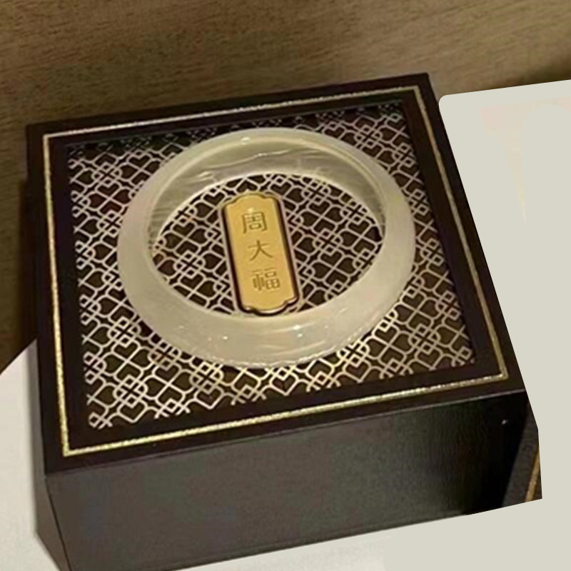 独龙玉：隐藏在深山中的宝石瑰宝