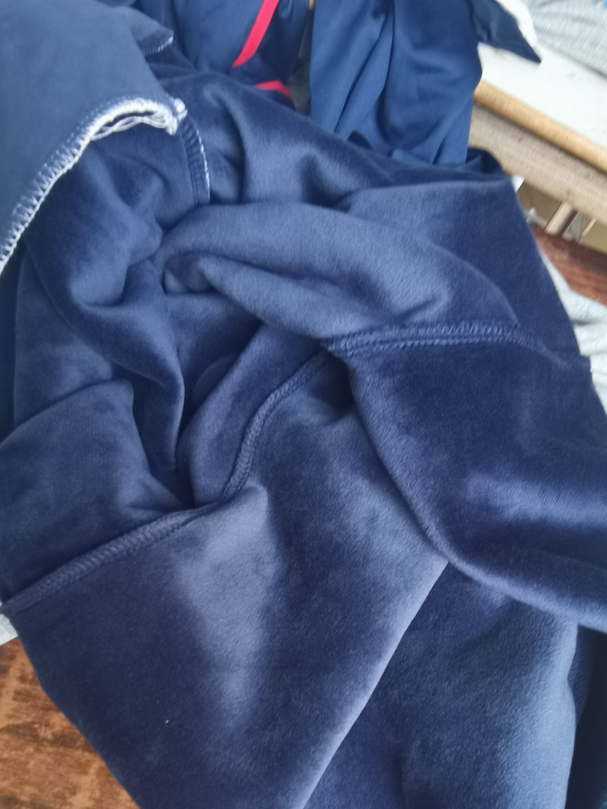 博罗综合高级中学夏秋冬校服：穿出青春风采，寄学校发申通，真实手机号必填！