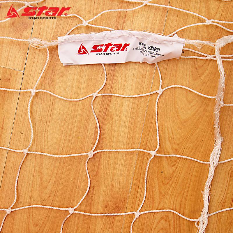 star世达足球网：球场守护神，打造完美比赛体验！