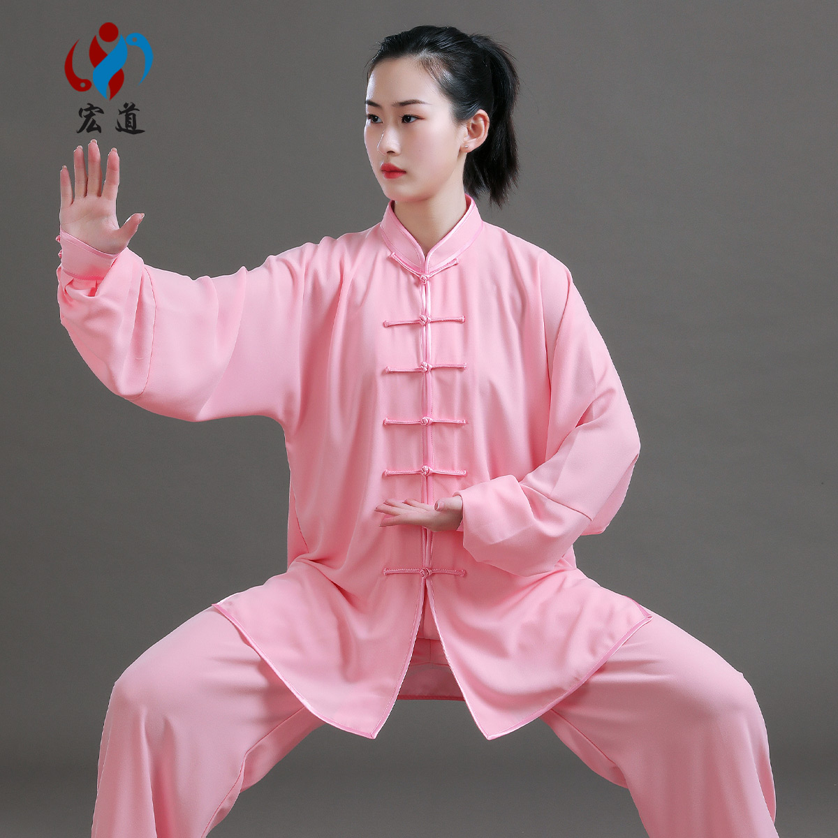 宏极夏纱纱麻太极服：夏日练功新风尚，洋气又不失中国风！