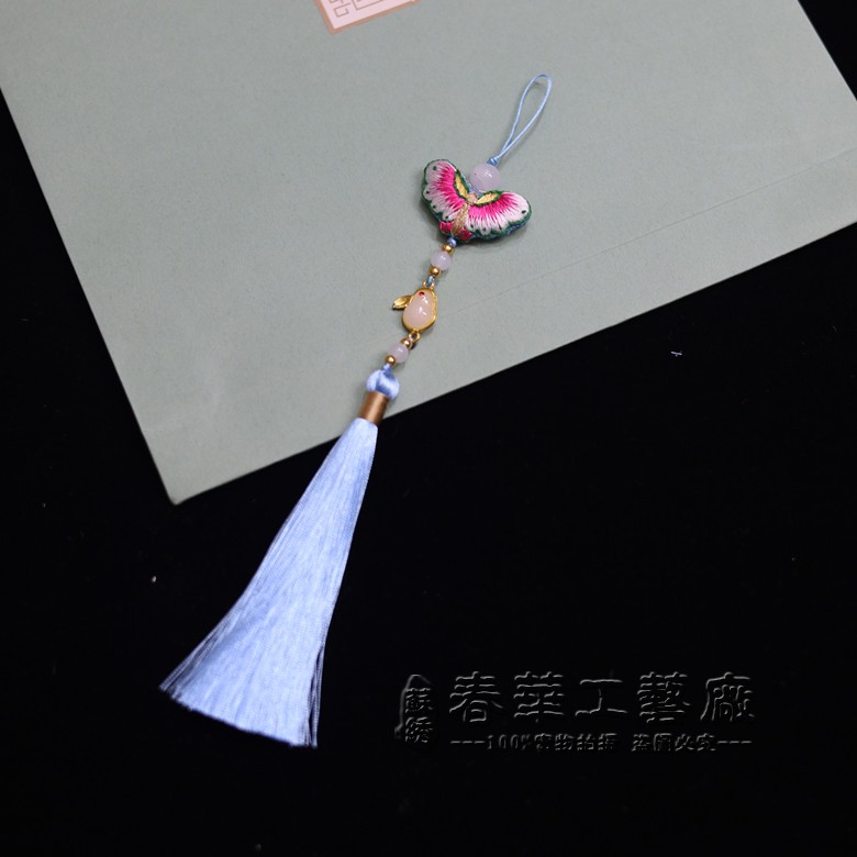中秋节国风礼品盒挂件2025新款旗袍包包创意精美流苏穗子挂件挂穗，传统与现代的完美融合！
