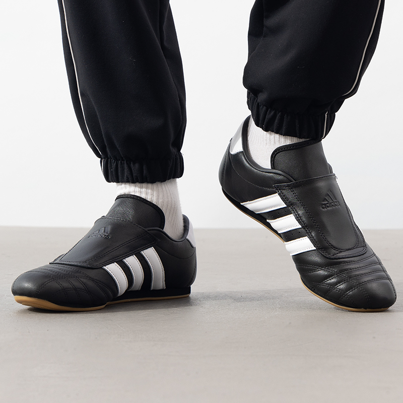 adidas三叶草官方旗舰店直播：如何抓住潮流尖货，解锁你的专属时尚密码？