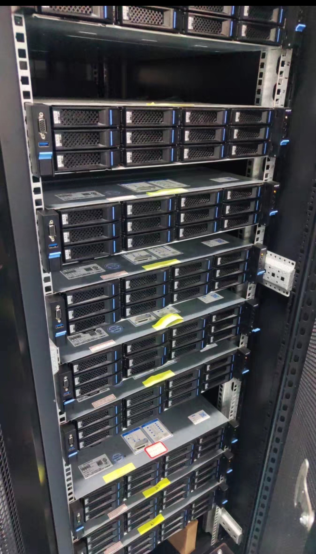 回收各类服务器、交换机、硬盘、内存、CPU、存储：企业IT资产再利用的黄金法则