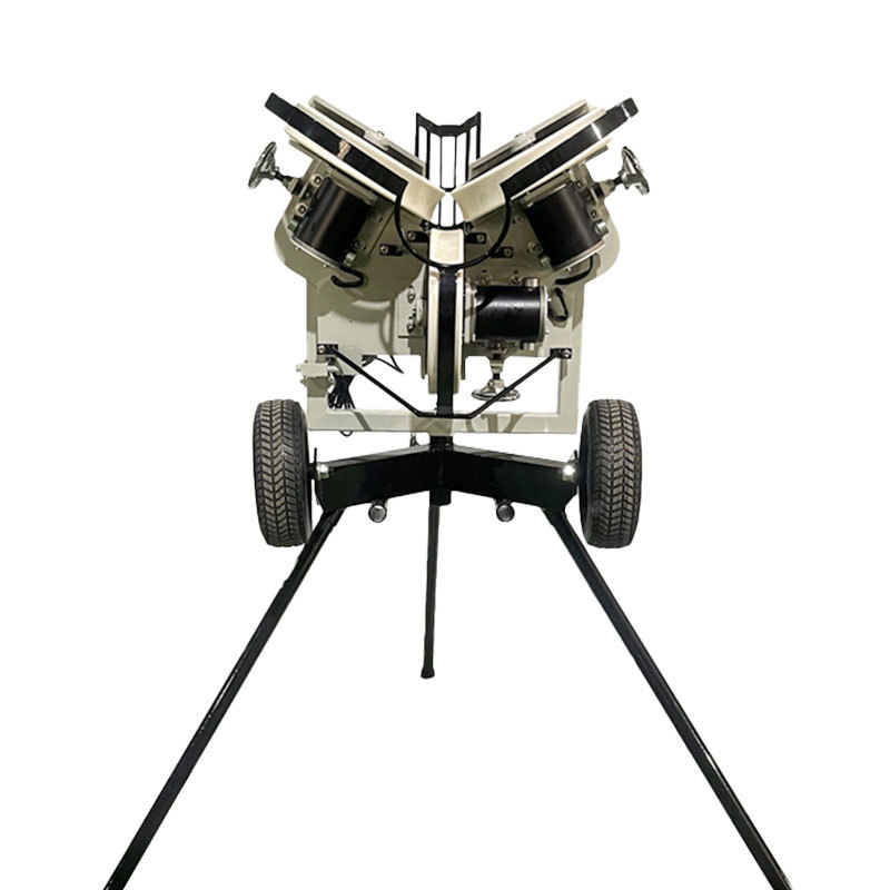 静音三轮发球机：专业级训练神器，棒球垒球板球全能伴侣！