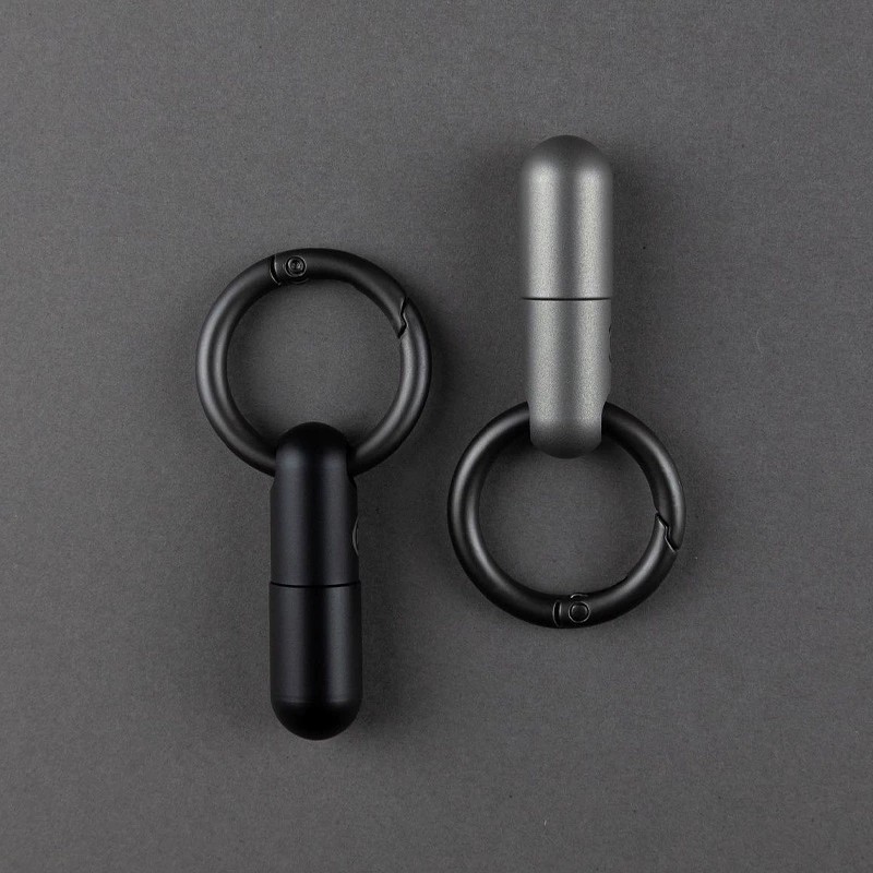 Microcarry钛合金小工具钥匙扣：户外生存必备，随身携带的全能小帮手️