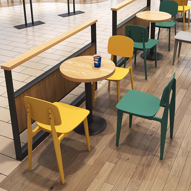 快餐桌椅组合：打造你的小吃店、奶茶铺、披萨屋与甜品店的完美解决方案！