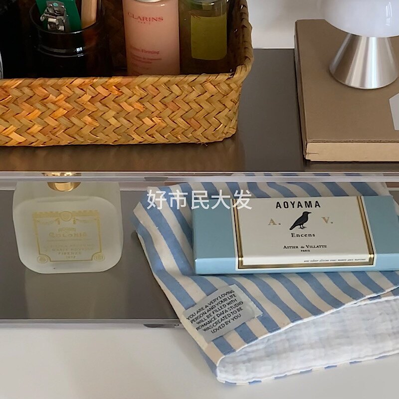 如何选择一款实用又美观的复古格纹奶油风餐垫？