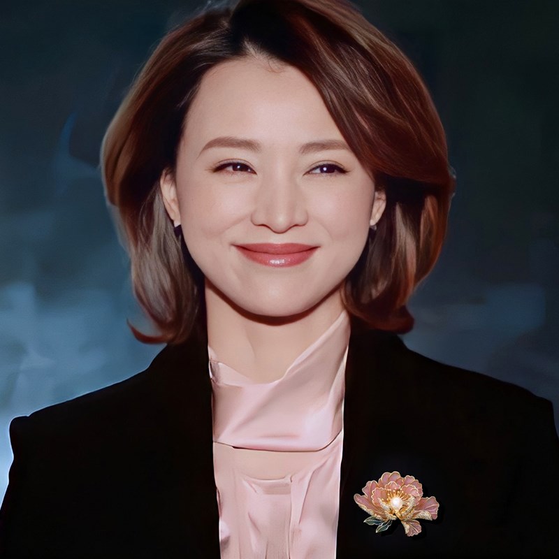 胸针到底有什么用？时尚搭配+文化含义全解析！
