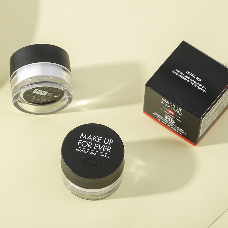 Make up forever 玫珂菲HD高清无痕蜜粉散粉8.5g：定妆神器，持久无瑕的秘密武器✨