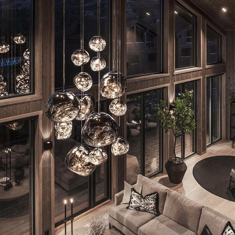 现代简约熔岩吊灯：点亮北欧设计师别墅的温馨与个性