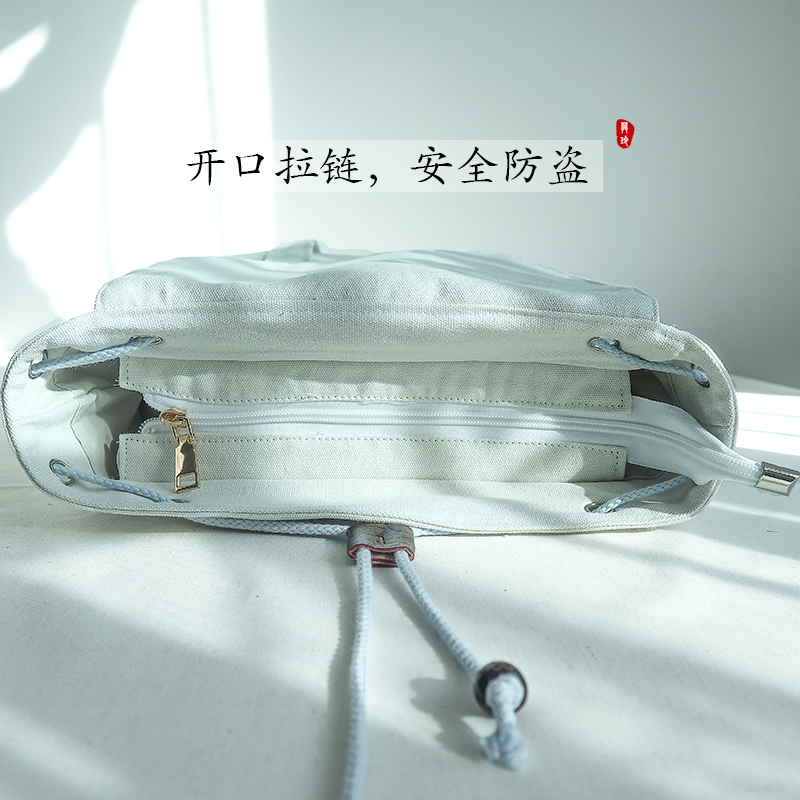 一本孤独的书包！七海制造局这本“房间”太戳心了！文艺控必入！
