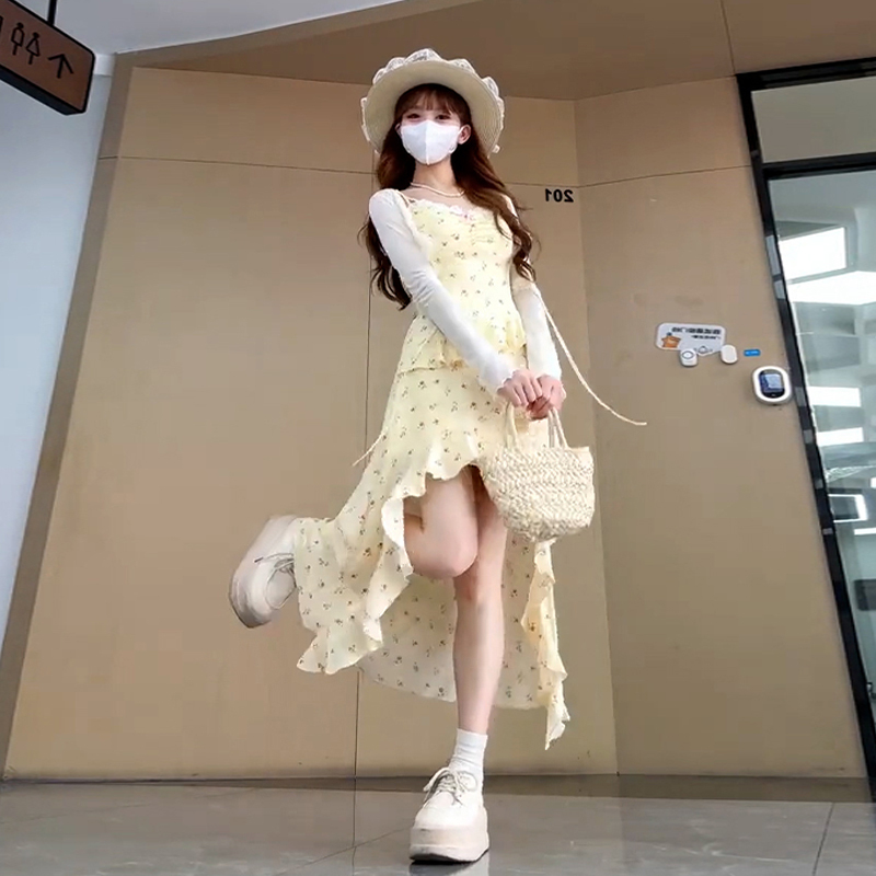 2025夏季爆款！紫色连衣裙女高级感爆棚，显瘦又复古，穿上直接变仙女♀️