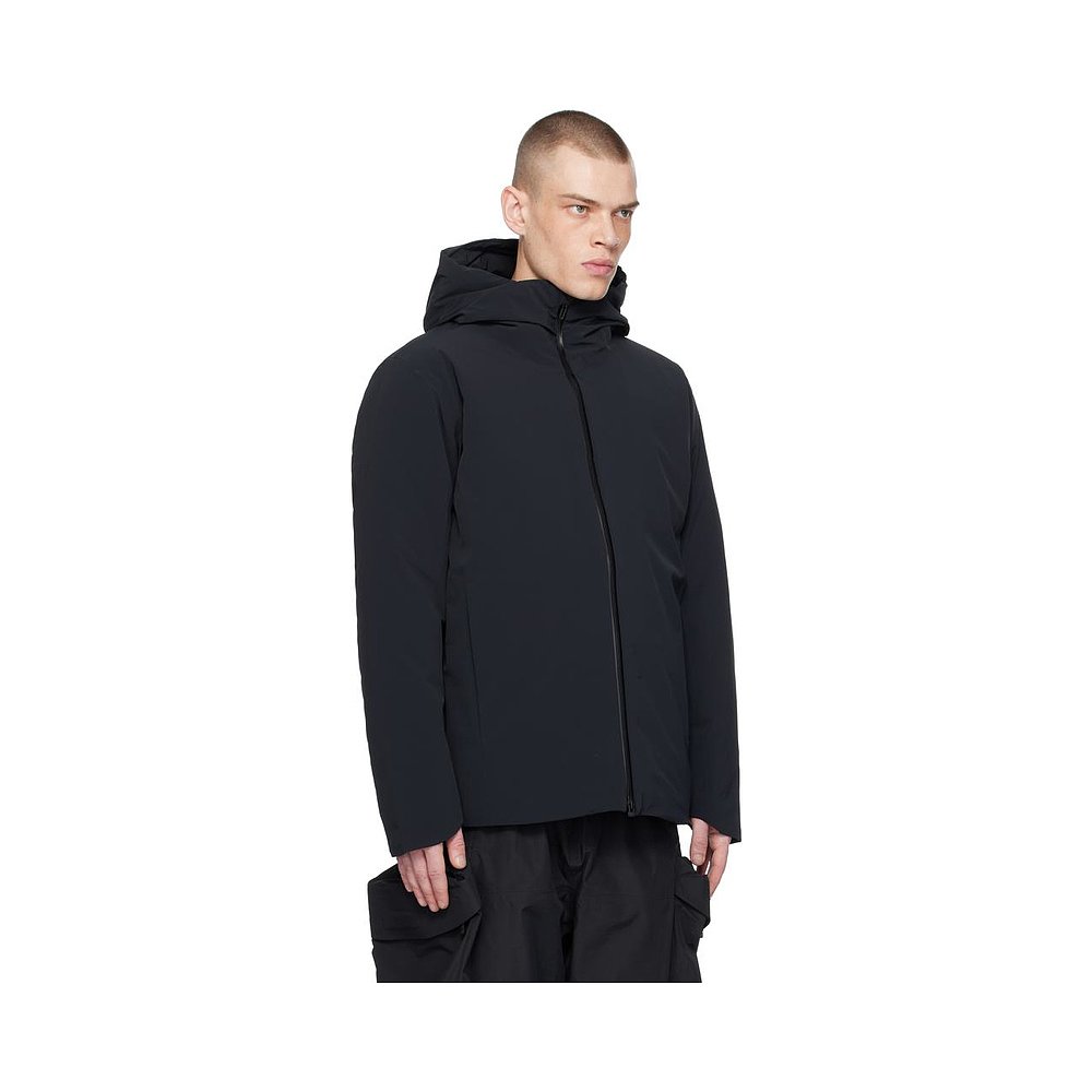 迪桑特羽绒服价格一般是多少？