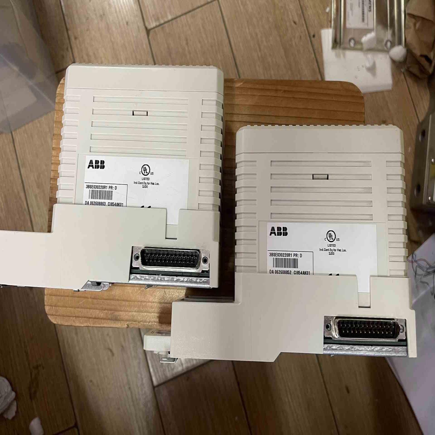 ABB模块CI854AK01 3BSE030220R1：全新原装现货，工业控制的必备神器！