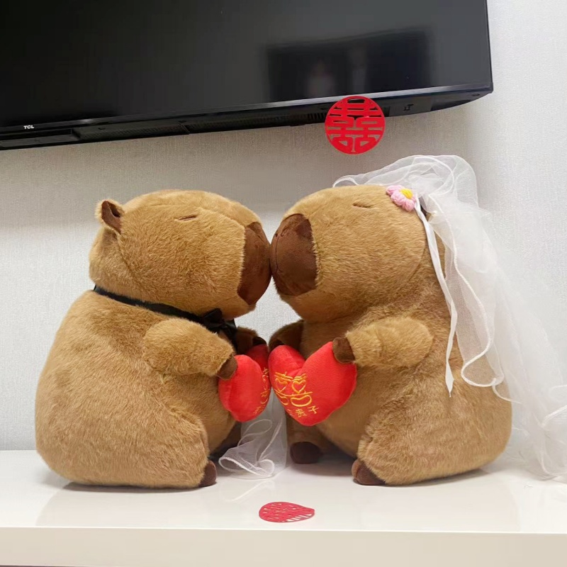卡皮巴拉公仔：婚礼现场的甜蜜点缀，让你的婚礼更加梦幻✨