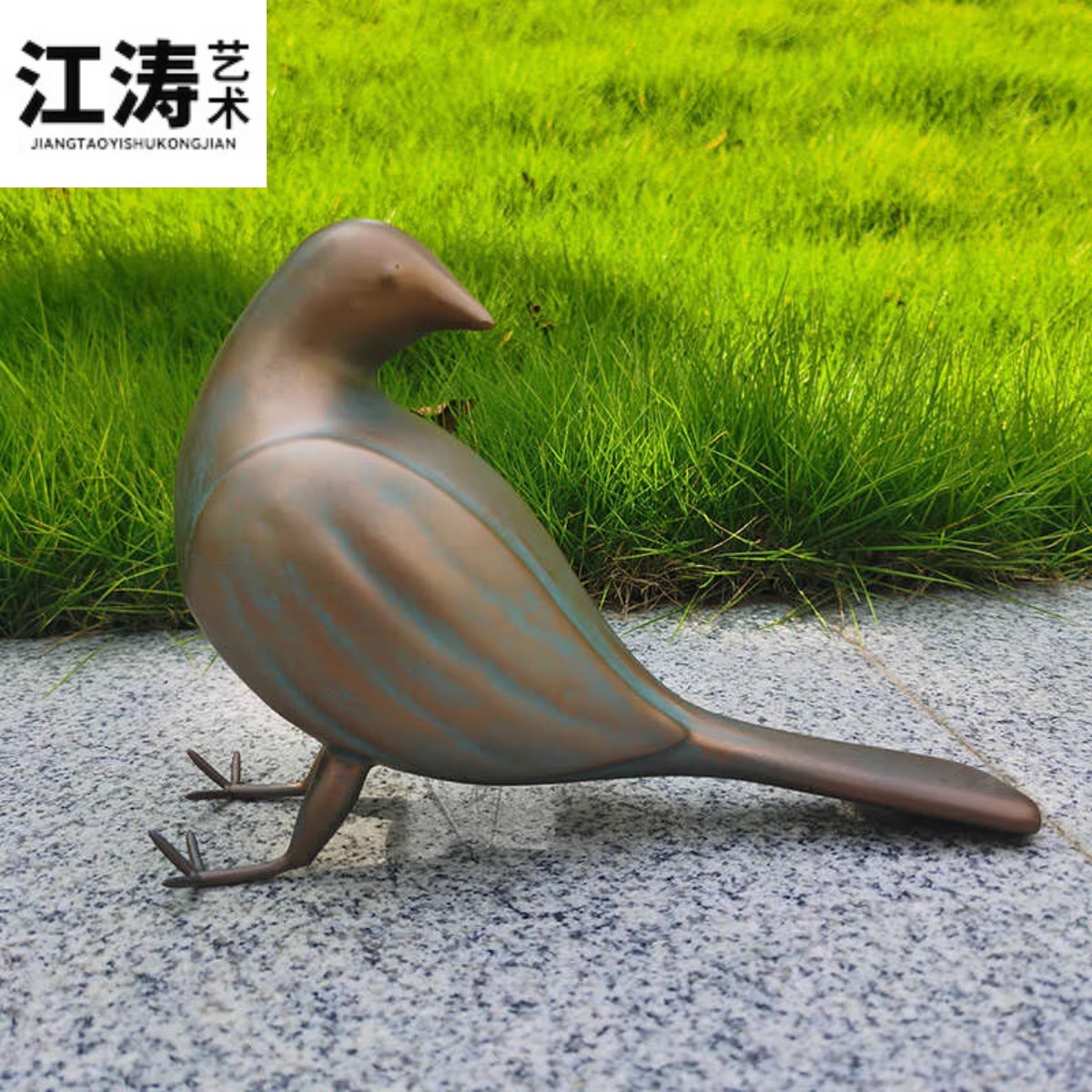 古铜色不锈钢小鸟雕塑：给你的户外空间添一抹灵动！️