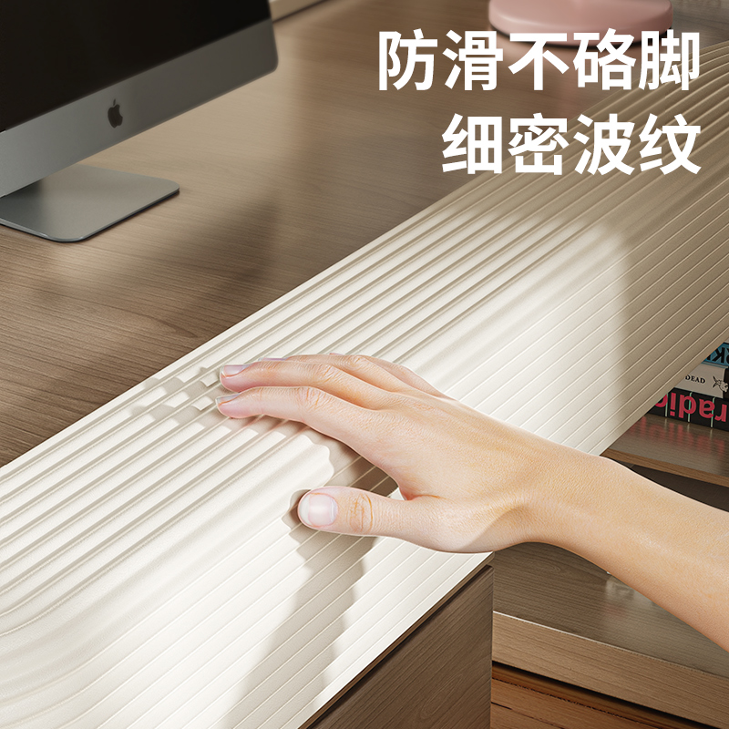 路虎发现四尾门爬梯：户外探险必备神器，轻松开启新旅程！
