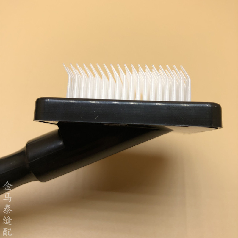 缝纫机配件大揭秘：塑料毛刷、毛绒玩具厂刷子、狗狗毛刷、塑料刷、梳子，你真的了解它们吗？