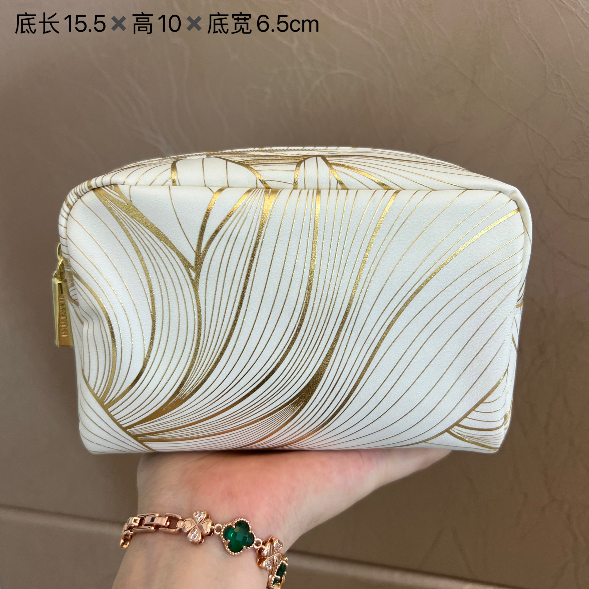 Cerro Qreen收纳整理手拿化妆包：大中小号字母透明纱网包，你的洗漱包新宠！