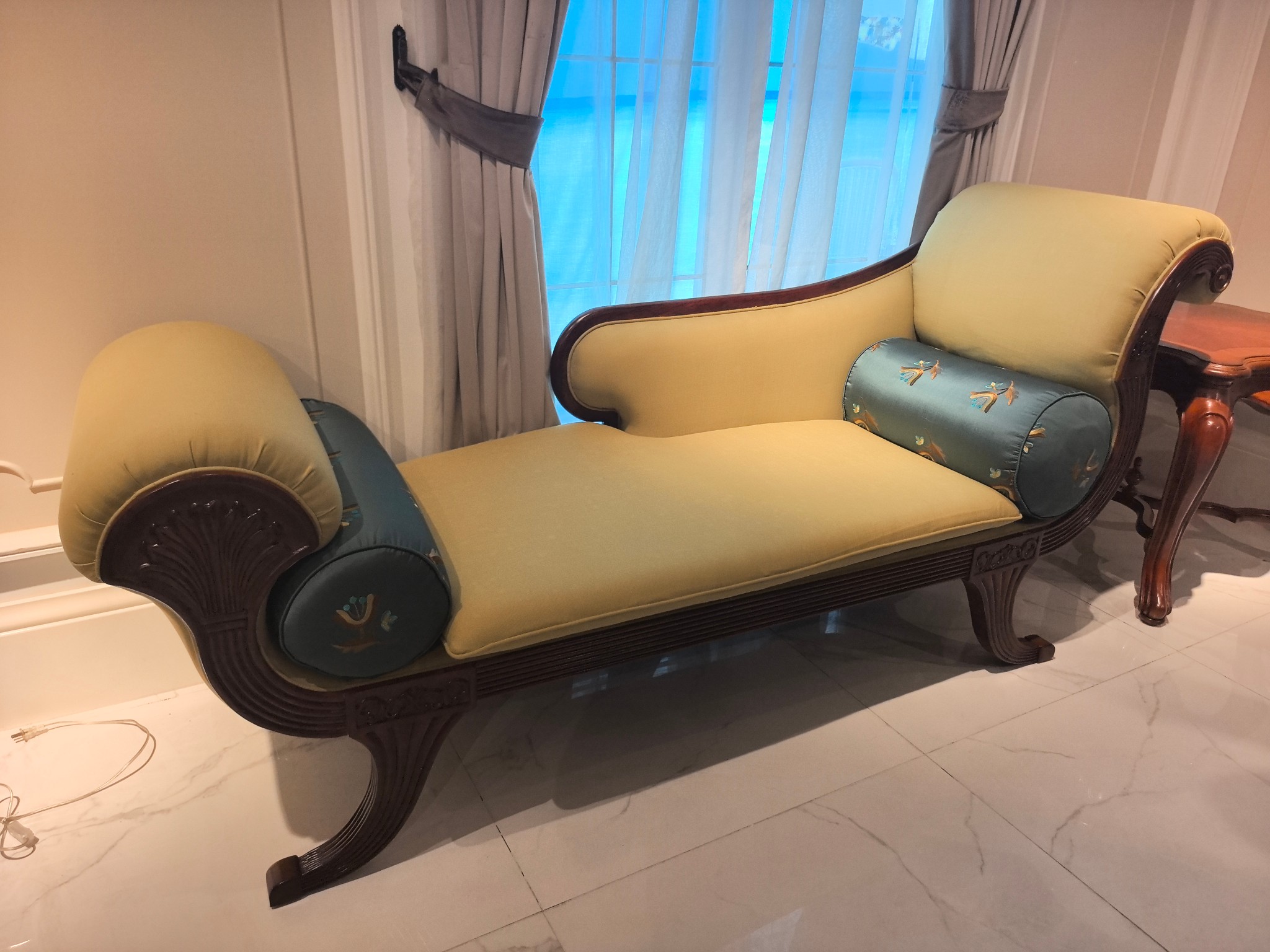 美式外贸家具尾货赫斯特堡贵妃榻B310N-52S，德国榉木孤品，奢华家居新宠