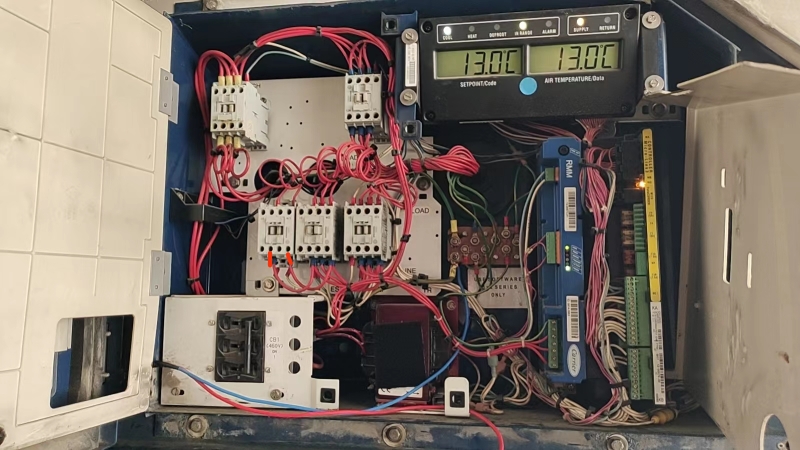 Carrier冷藏集装箱制冷机组升级指南：30A接触器10-00431-07/01，冷链运输的新选择！