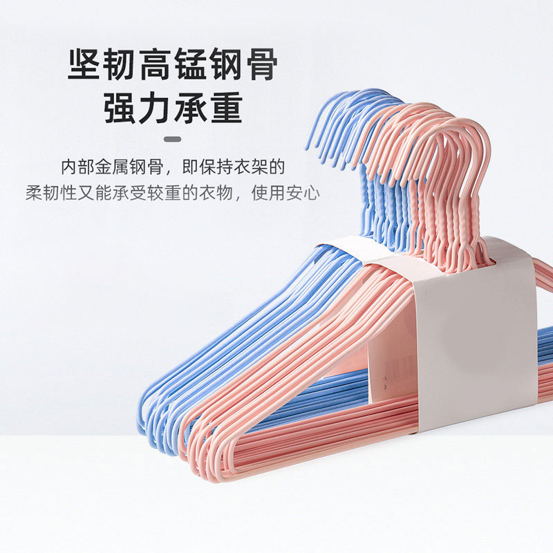 家用衣架大揭秘：如何挑选适合成人学生宿舍的铁质晾衣架？