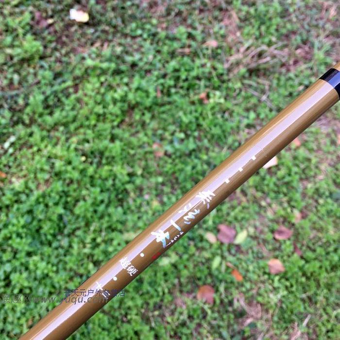 Daiwa凛风极4.5米钓鱼竿：黑坑台钓鱼神器，一杆在手，鱼儿全有！