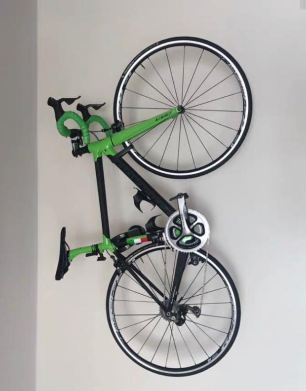 AFHTC-Swivel Bike Wall Mount: 超级旋转自行车壁挂架，让空间利用率MAX起来！‍♂️