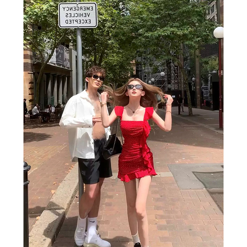 为什么夏装连衣裙如此受欢迎？