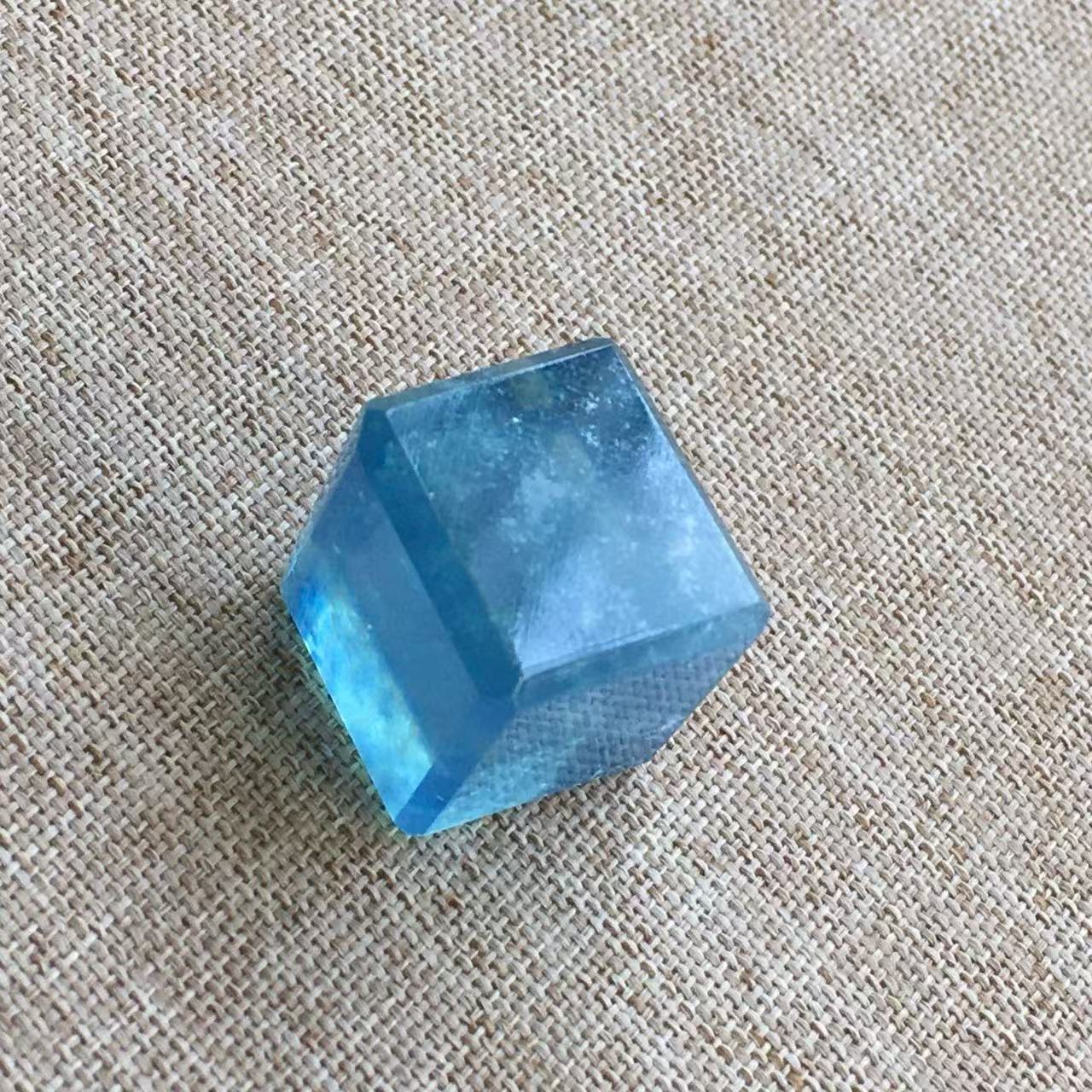 6.56克拉圣玛利亚海蓝宝石！这颗水滴形裸石太绝了，附吉尔德证书你敢信？