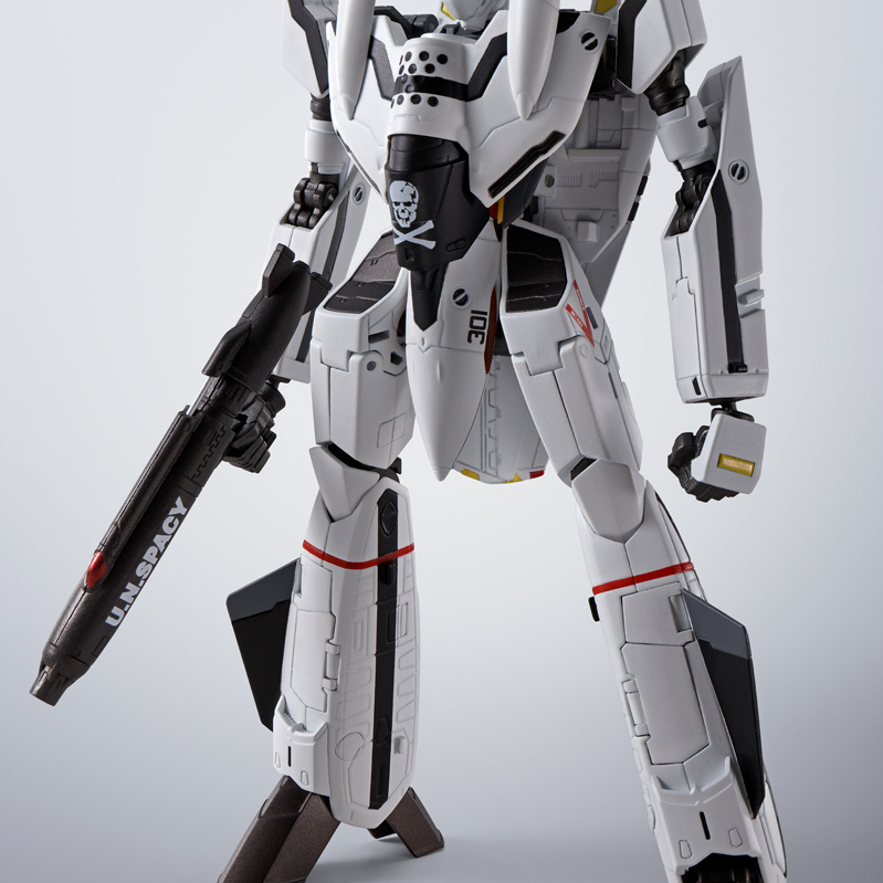 现货万代HI-METAL R超时空要塞VF-0S福卡机菲尼克斯HMR：收藏家的终极梦想，你准备好了吗？