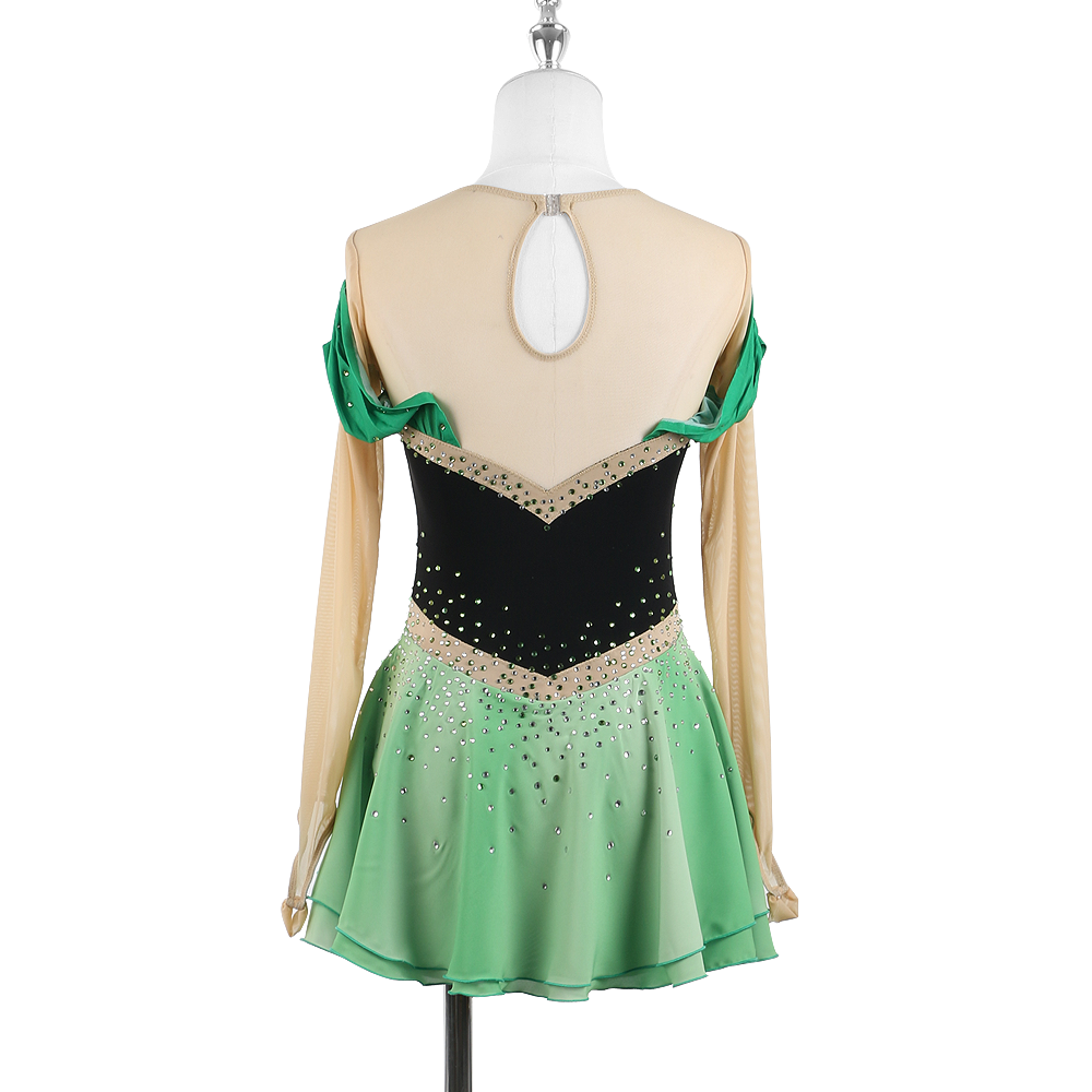 花样滑冰表演服：定制你的冰雪公主梦✨