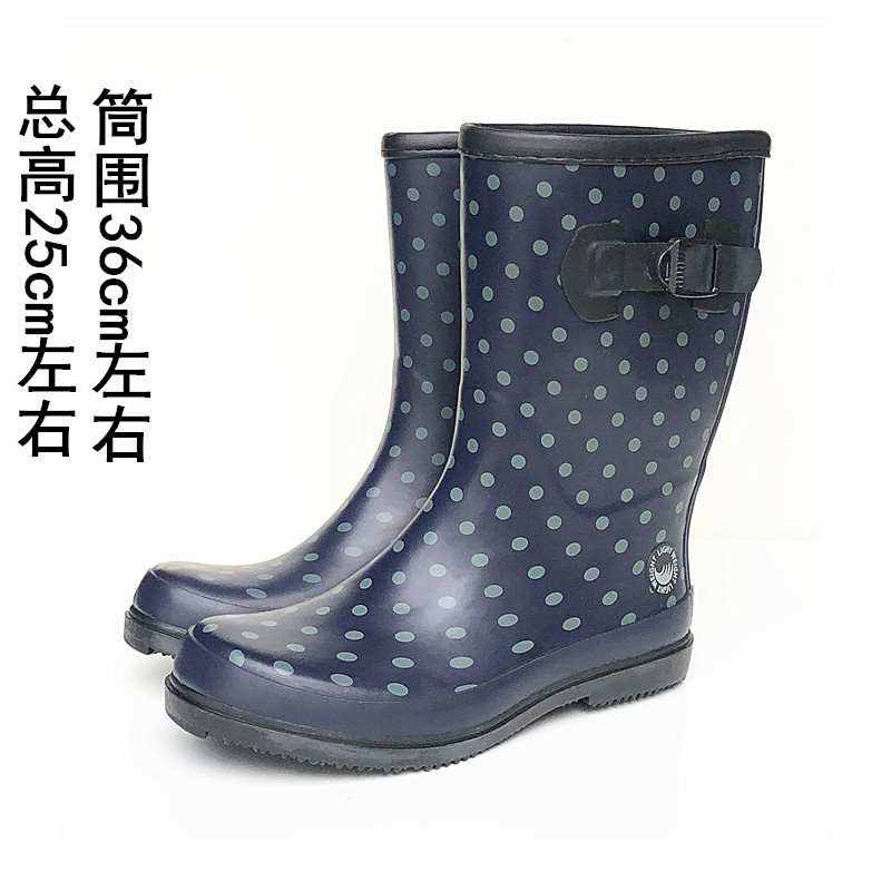海斯迪克白色雨鞋：防水时尚，雨天也能美美哒！