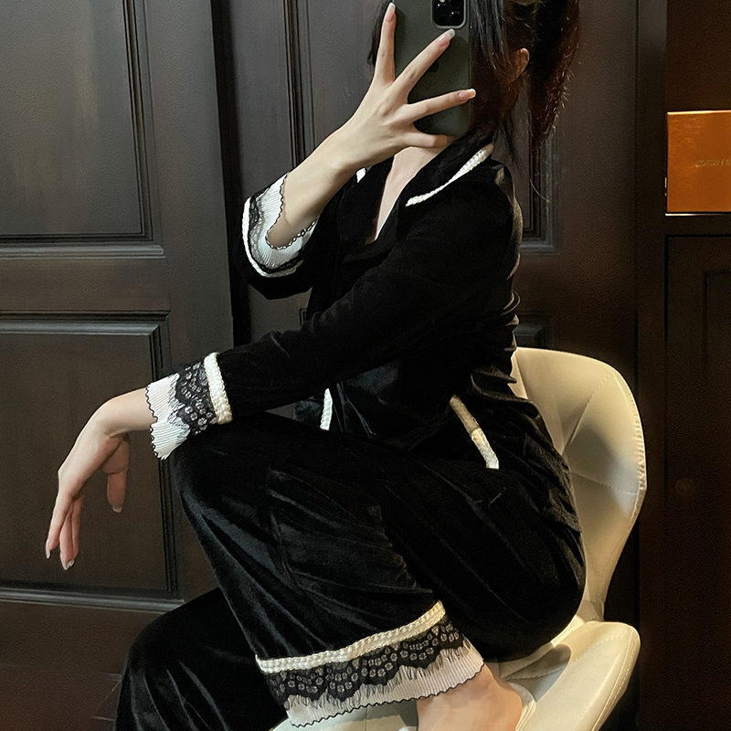 新款丝绒甜美纯色睡衣：解锁居家新风尚，让你美出新高度！