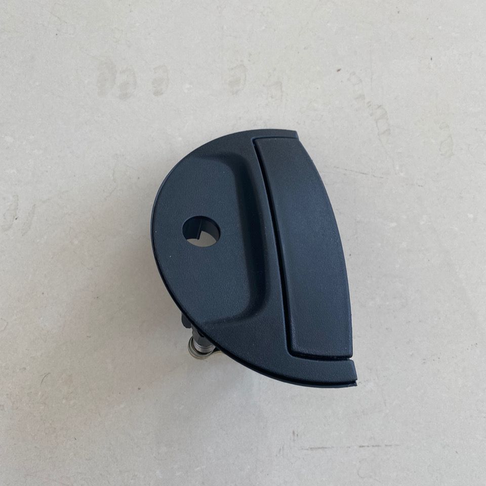 网红打卡店铺的秘密武器：电竞室、台球厅、厨房仓库门的创意隐形暗门定制攻略！