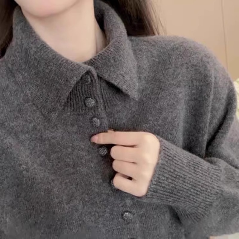 红毛衣翻领+外套，绝绝子搭配指南！拯救你的秋冬衣柜
