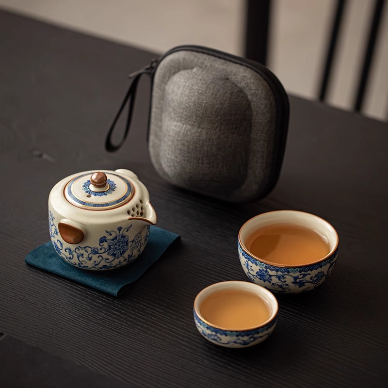 青花汝窑旅行茶具套装：2024新款，户外便携泡茶神器，国潮旅游新风尚！