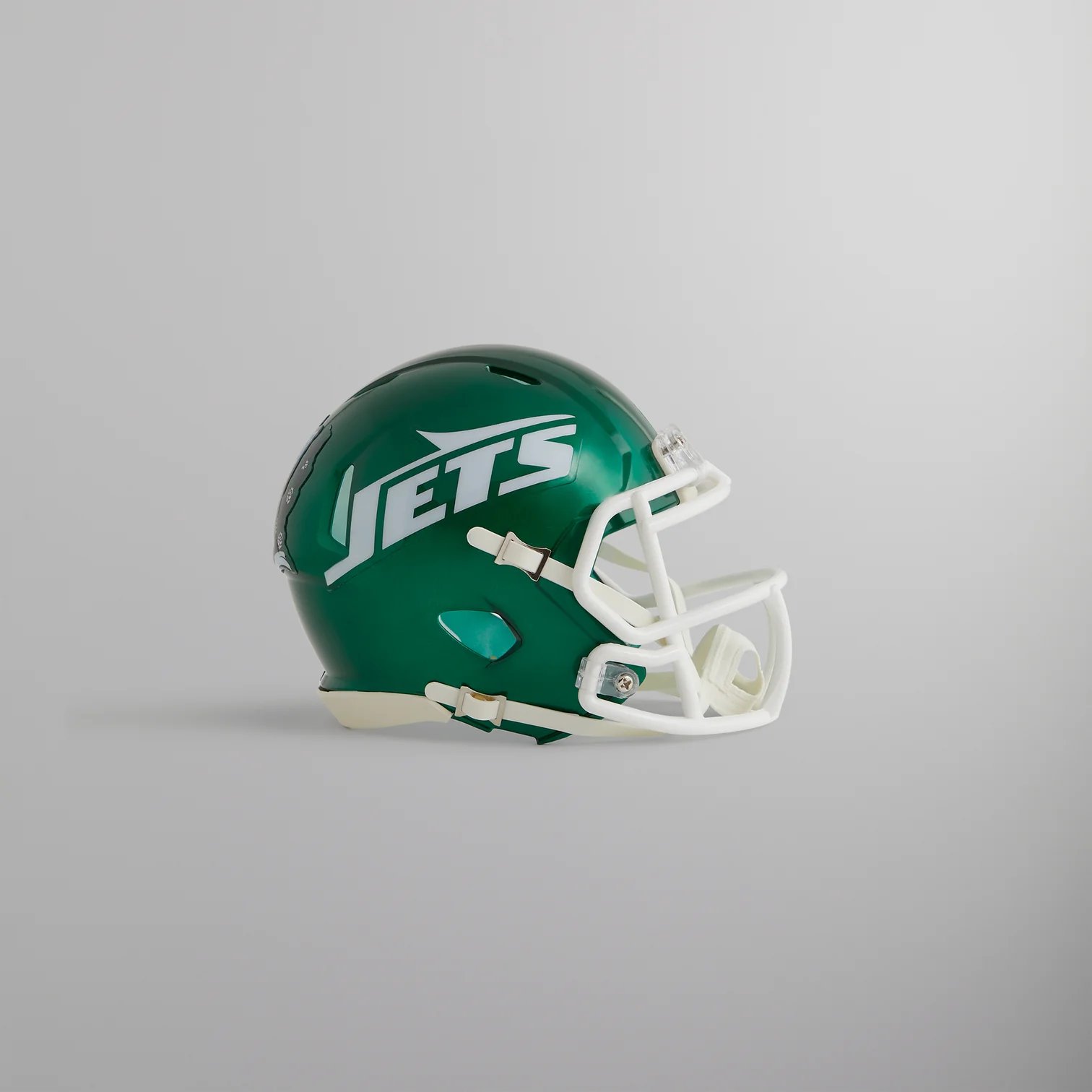 2024联名款KITH NFL橄榄球头盔模型：迷你收藏界的潮流新宠！